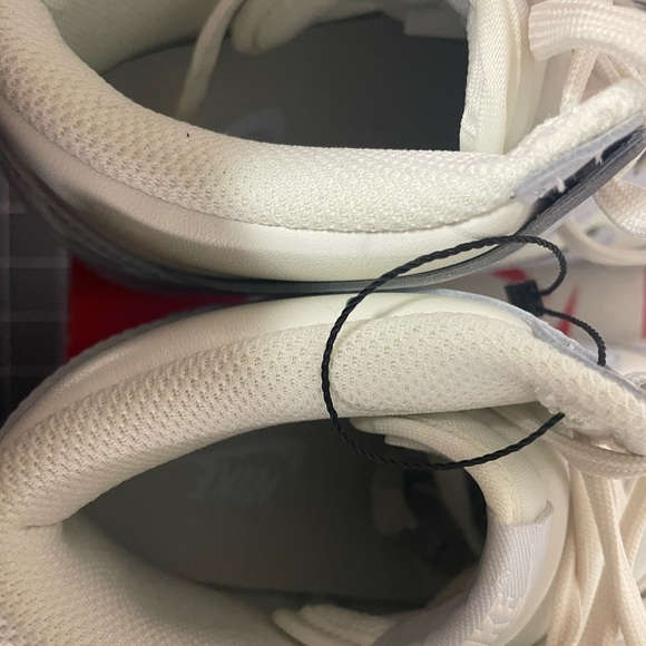 Nike Dunk High in Soft Gray and Off-White - Picture 7 of 8